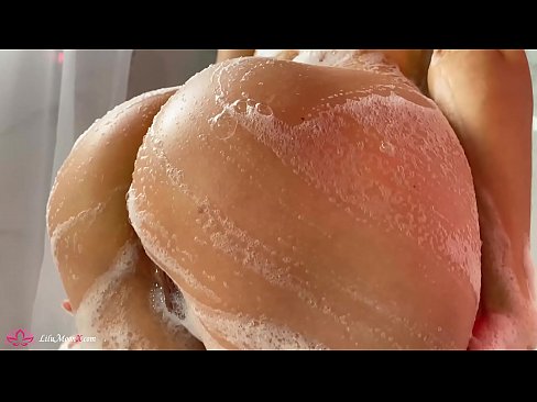 ❤️ Morena masturba o coño cun vibrador ata un orgasmo intenso na ducha ❤️❌ Porno ruso a nós gl.xxxtun.ru ❌