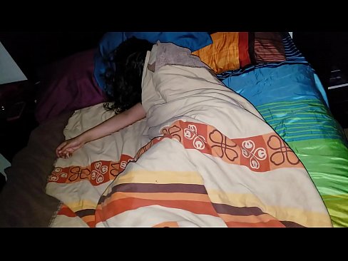 ❤️ Fillastro reprendendo á súa nova madrasta mentres ela dorme. ❤️❌ Porno ruso a nós gl.xxxtun.ru ❌