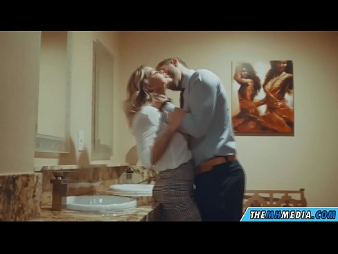 ❤️ Cando unha loura tetona seduce nun baño público ❤️❌ Porno ruso a nós gl.xxxtun.ru ❌